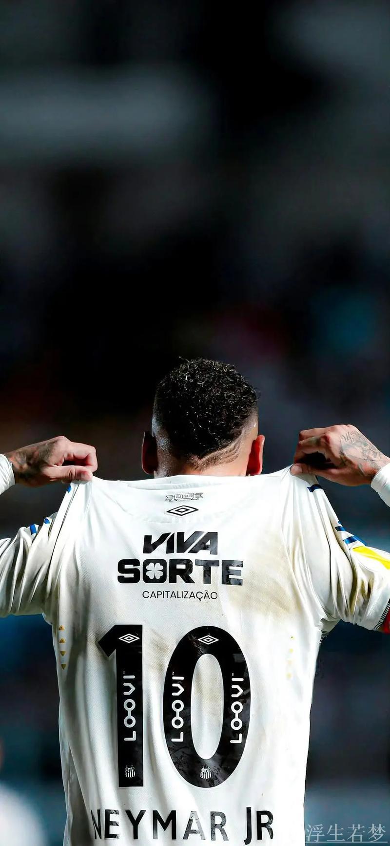 内马尔重返赛场4273天后大放异彩：2万观众见证沙特被戏耍，45分钟7次过人全场最佳