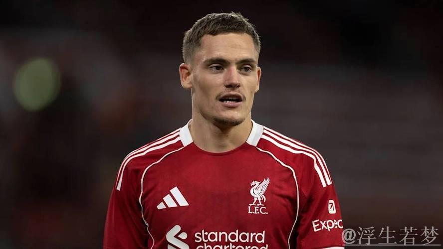夏季转会窗初启…利物浦豪掷近2亿英镑引入三大强援，怎么看？
