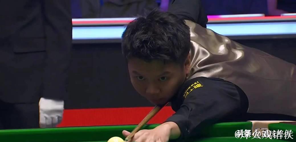 周跃龙6-4战胜奥沙利文 晋级斯诺克英锦赛16强 周跃龙6-4战胜奥沙利文 晋级斯诺克英锦赛16强