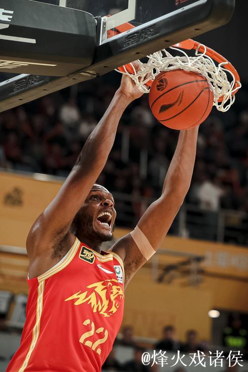 CBA-卡尔顿25+10 浙江方兴渡90-75青岛获6连胜 CBA-卡尔顿25+10 浙江方兴渡90-75青岛获6连胜